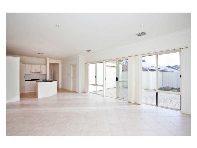 8A HMAS Australia Road, Henley Beach South SA 5022