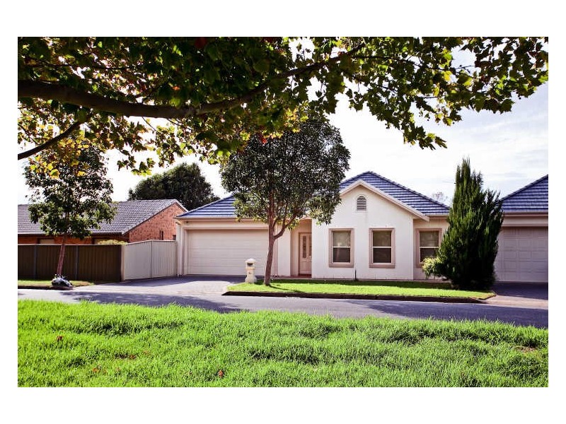 8A HMAS Australia Road, Henley Beach South SA 5022