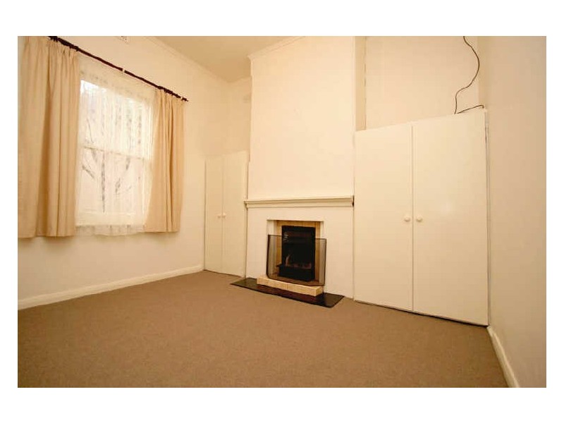 32 Close Street, Birkenhead SA 5015