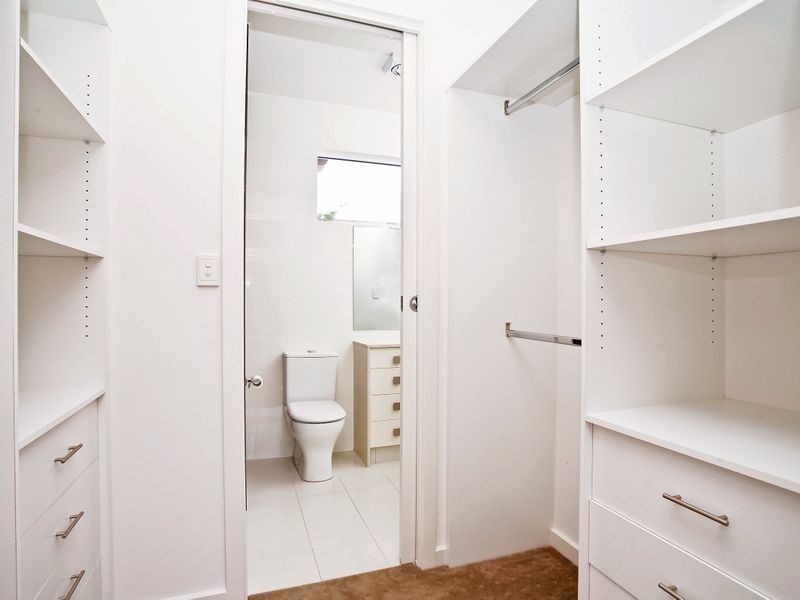 2/171 Military Road, Tennyson SA 5022