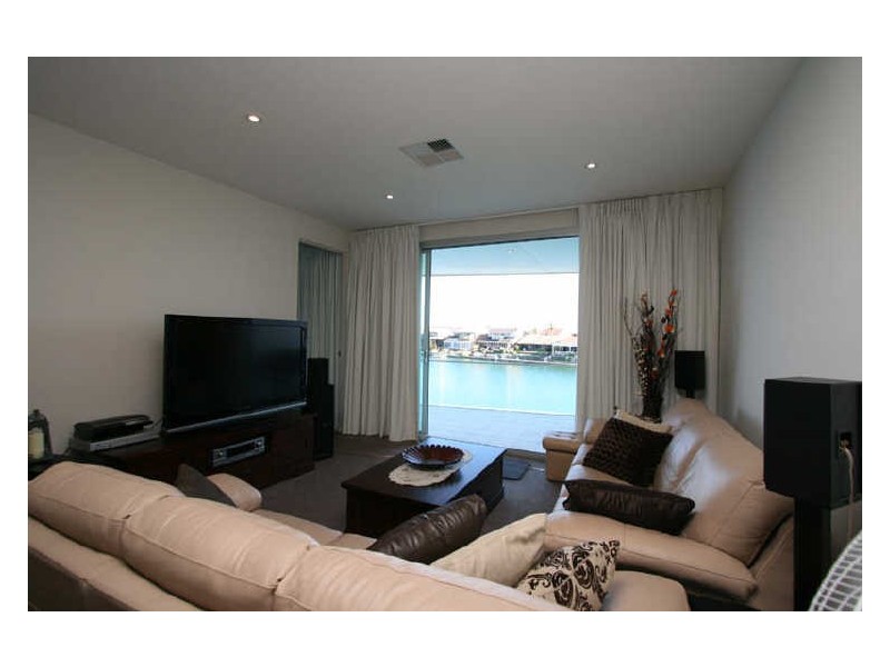5/155 Brebner Drive, West Lakes SA 5021