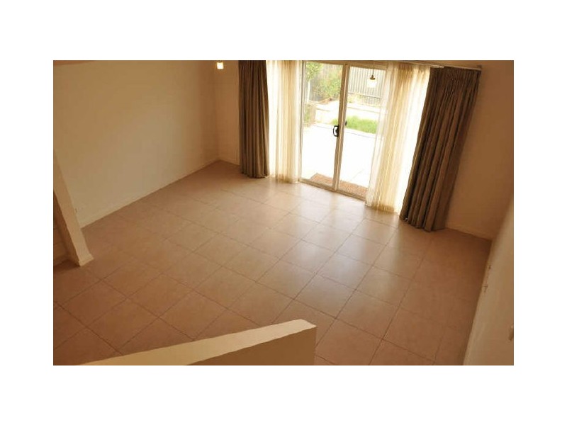 7 Robinson Street, Mawson Lakes SA 5095