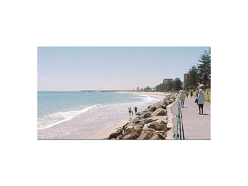 2/17 Esplanade, Semaphore SA 5019