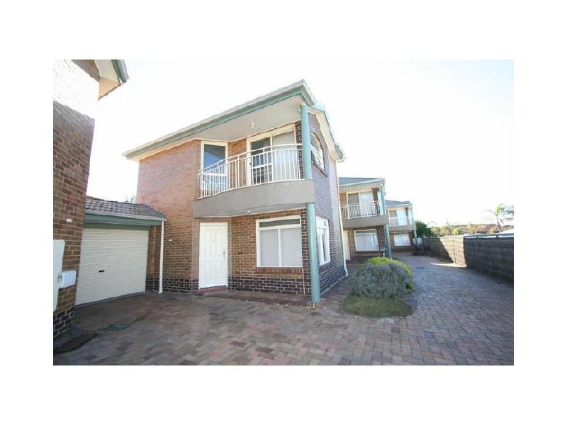 2/17 Esplanade, Semaphore SA 5019