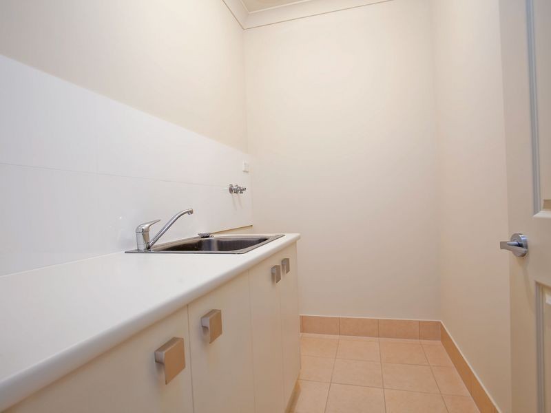 6 Lucknow Close, Kidman Park SA 5025