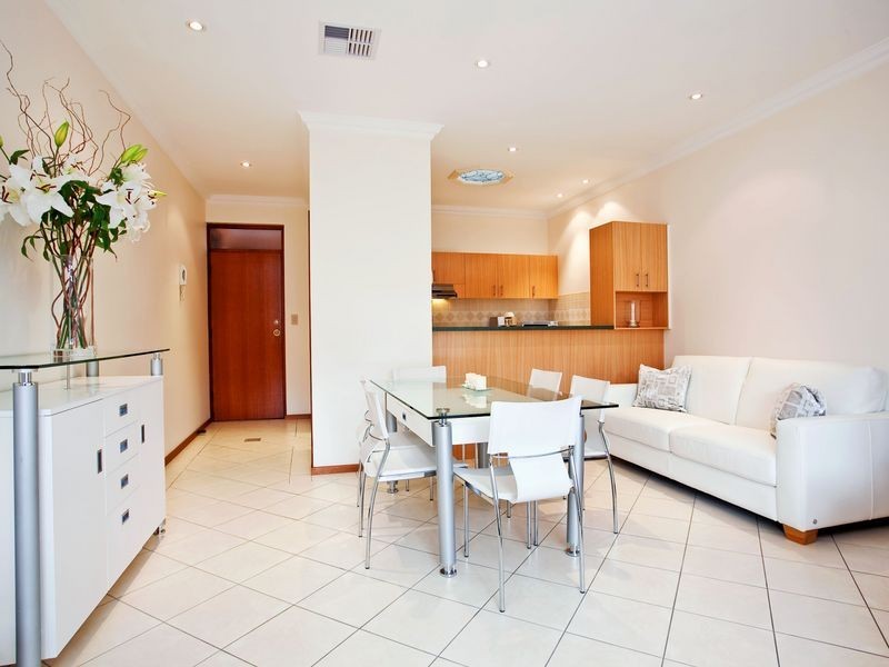 5/6 Sunrise Court, West Lakes SA 5021