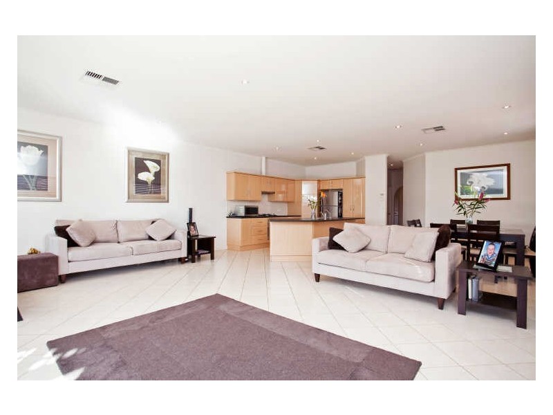 61 White Avenue, Lockleys SA 5032