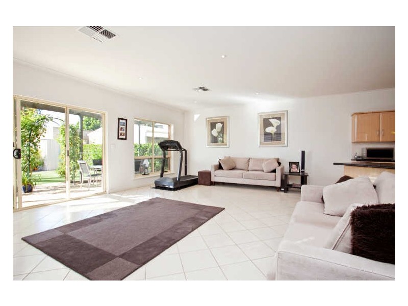 61 White Avenue, Lockleys SA 5032