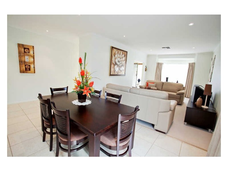 1/15 Cocos Grove, West Lakes SA 5021