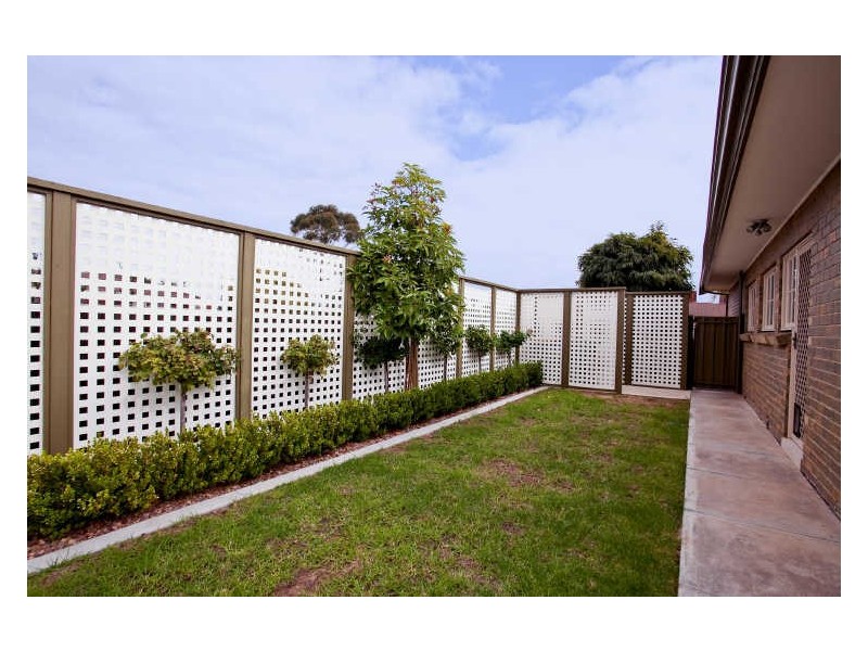1/15 Cocos Grove, West Lakes SA 5021