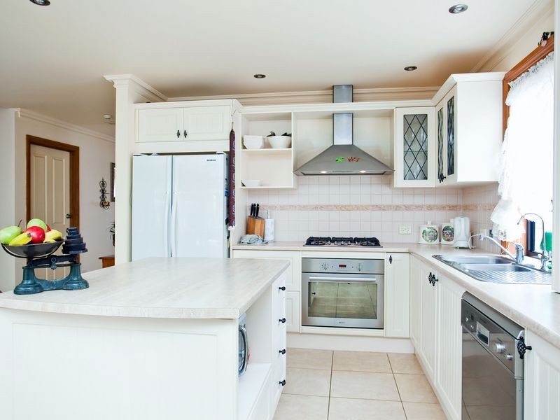 36 Bucknall Road, Glanville SA 5015