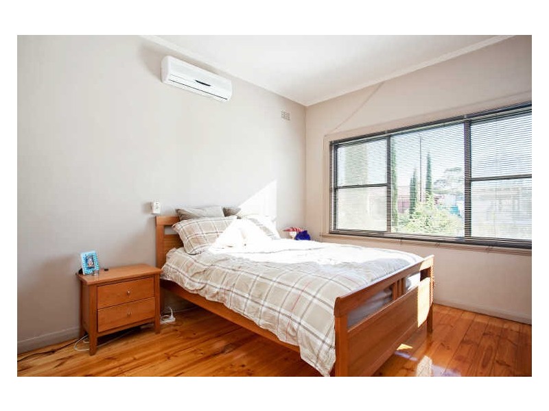 11 Glenavon Street, Woodville South SA 5011