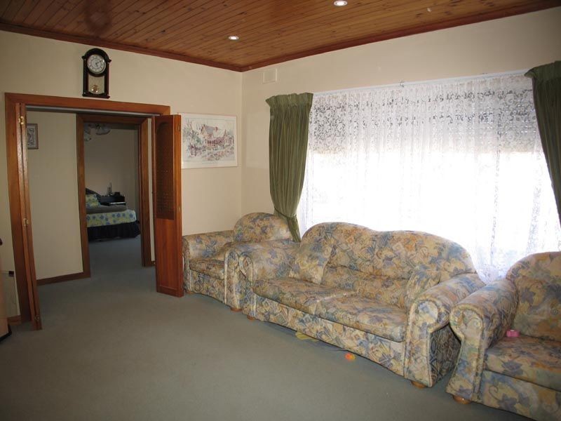 11 Tenth Avenue, Woodville North SA 5012