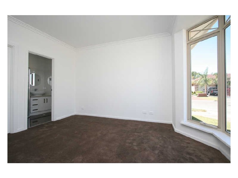 14 Wandilla Street, Grange SA 5022