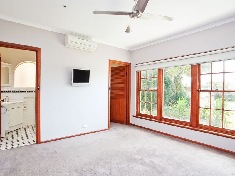 2 Huntingdale Avenue, West Lakes SA 5021