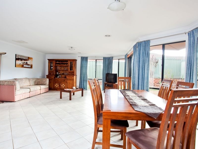 15 Dene Street, Walkley Heights SA 5098