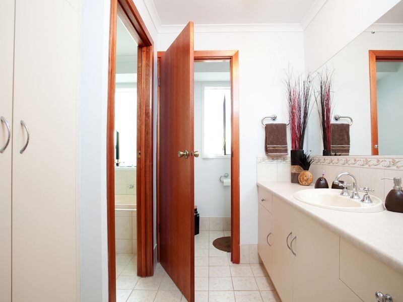 15 Dene Street, Walkley Heights SA 5098