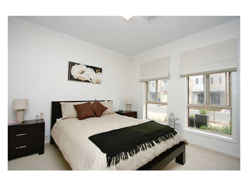 65 Hindmarsh Circuit, Mawson Lakes SA 5095