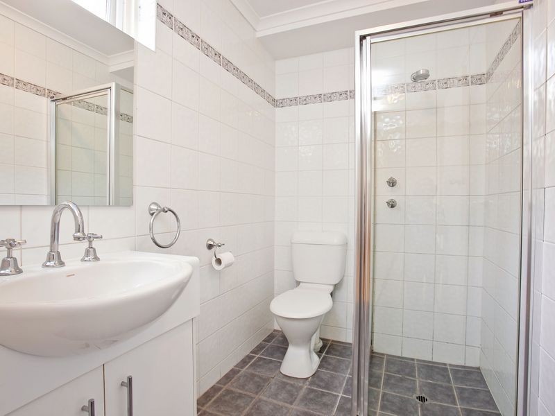 2/500 Seaview Road, Henley Beach SA 5022