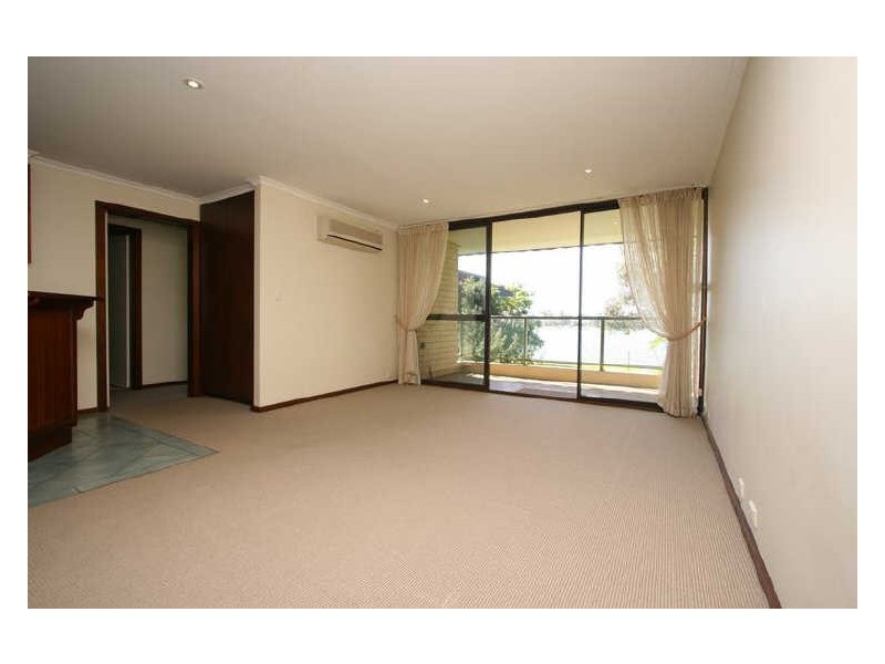 22/70 Military Road, Tennyson SA 5022