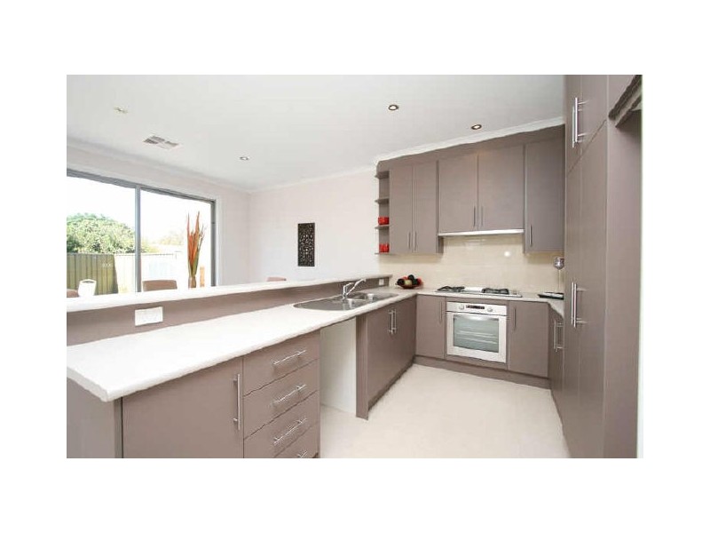 25 Burnley Avenue, Fulham SA 5024