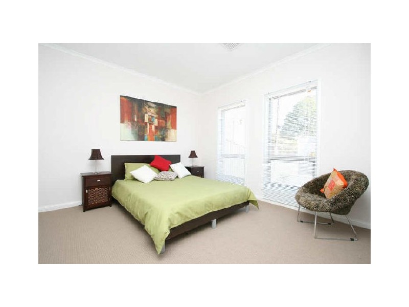 25 Burnley Avenue, Fulham SA 5024