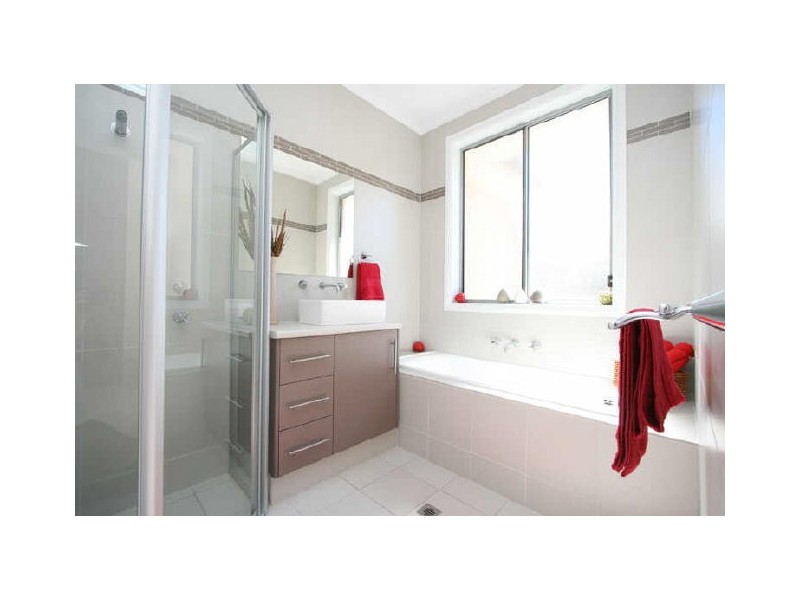 25 Burnley Avenue, Fulham SA 5024