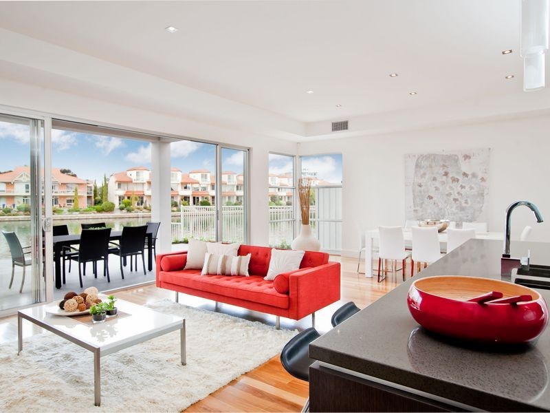 77A Sir John Marks Drive, West Lakes SA 5021