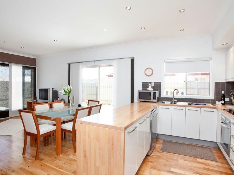 36 Castle Drive, Burton SA 5110