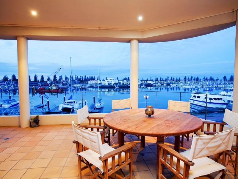 36 Gulf Point Drive, North Haven SA 5018