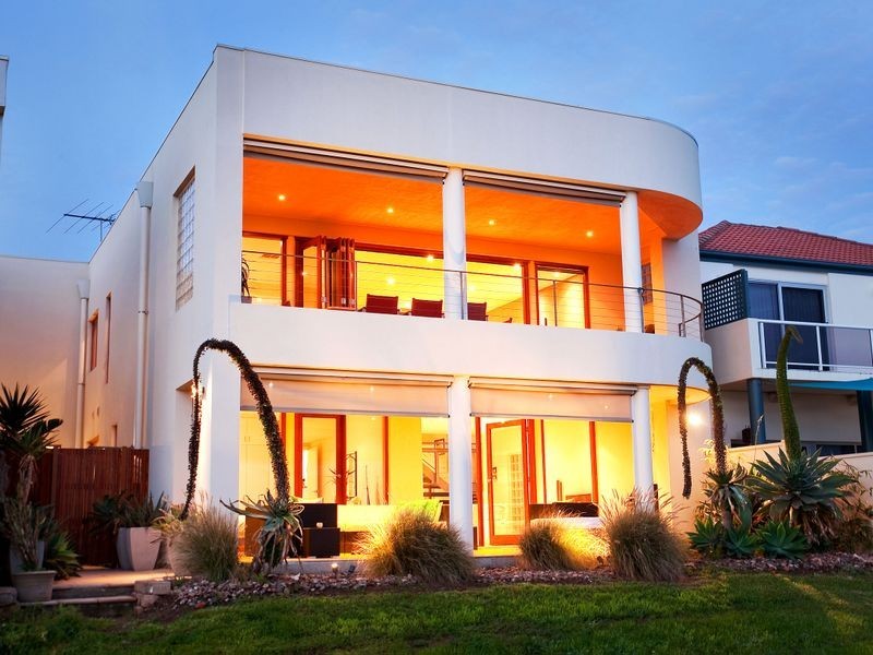 36 Gulf Point Drive, North Haven SA 5018