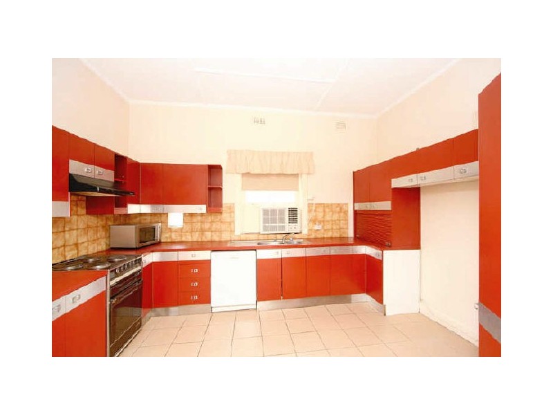 27 Albion Avenue, Glandore SA 5037