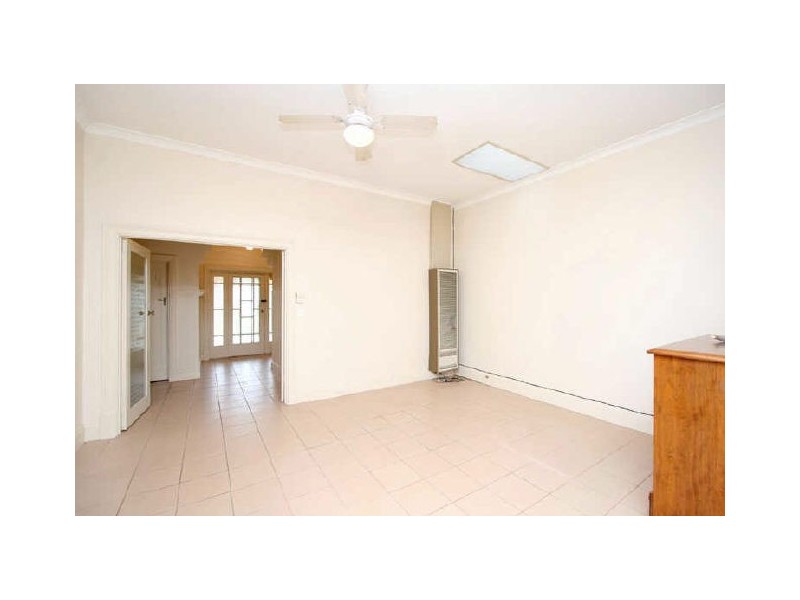 27 Albion Avenue, Glandore SA 5037