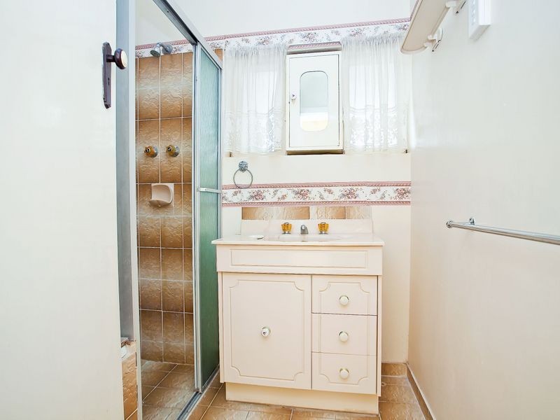 48 Minns Street East, Seaton SA 5023