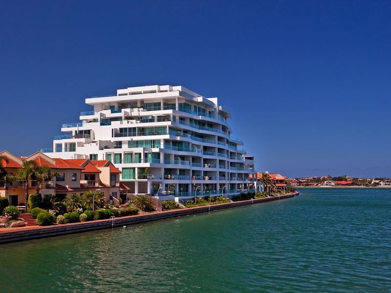 55/155 Brebner Drive, West Lakes SA 5021
