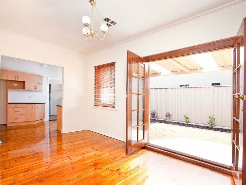 44 Flinders Parade, Flinders Park SA 5025