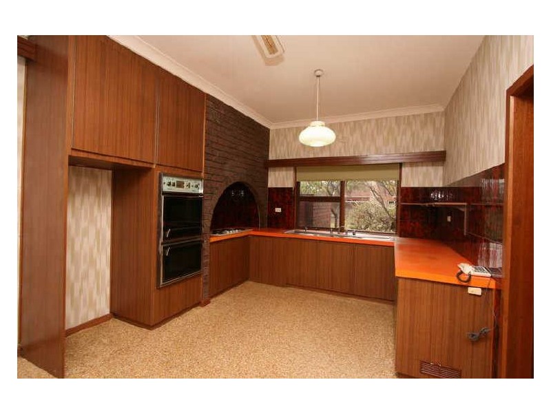 19 Sunlake Place, Tennyson SA 5022