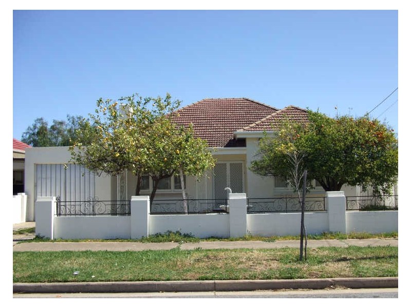 30 Dehaviland Avenue, Hendon SA 5014