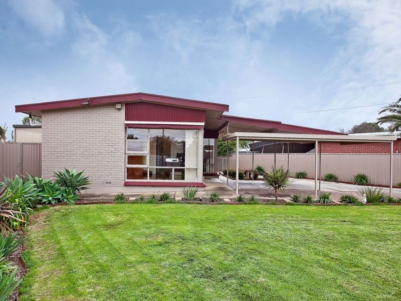 6 Brougham Drive, Valley View SA 5093