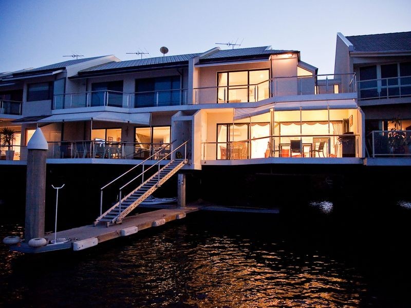95 Gulf Point Drive, North Haven SA 5018