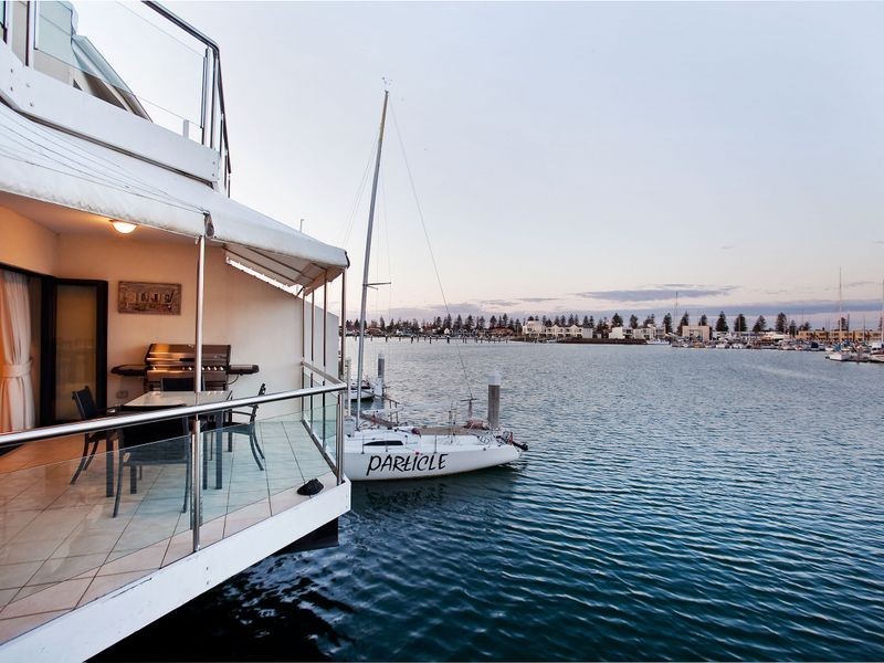 95 Gulf Point Drive, North Haven SA 5018