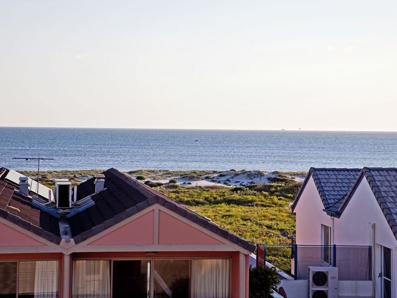 95 Gulf Point Drive, North Haven SA 5018