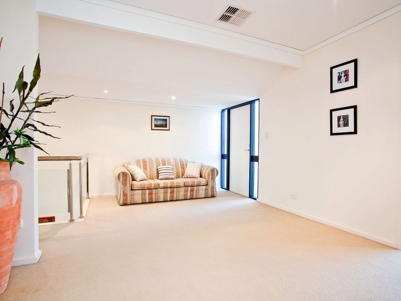 95 Gulf Point Drive, North Haven SA 5018