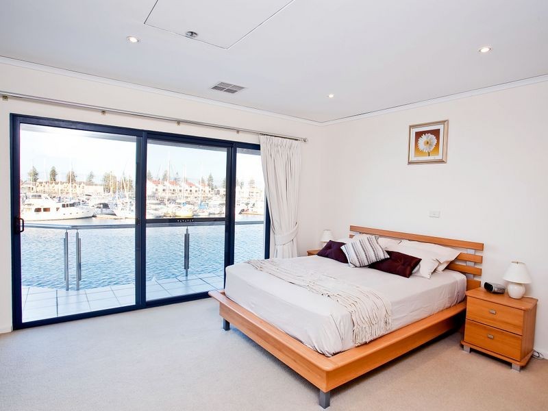 95 Gulf Point Drive, North Haven SA 5018