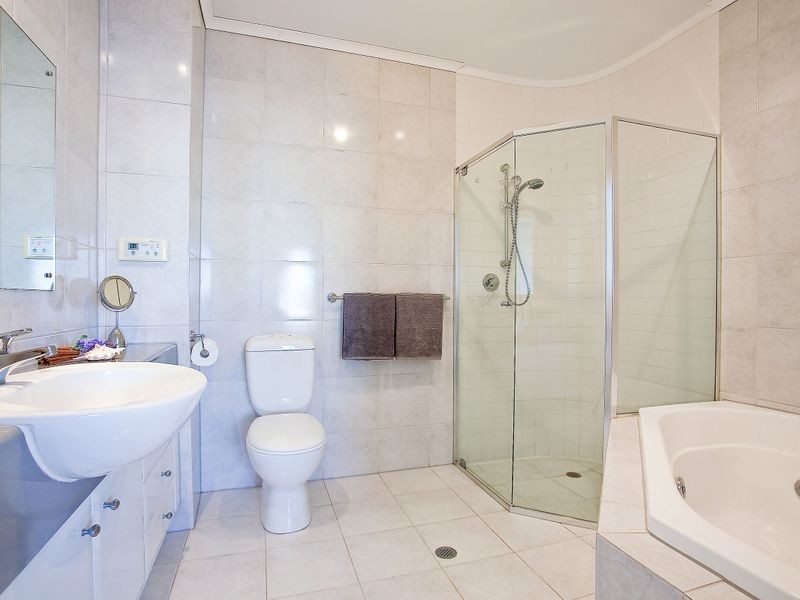 95 Gulf Point Drive, North Haven SA 5018