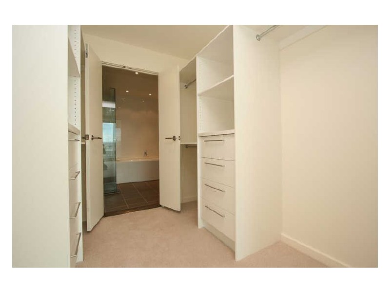 606/ Spinnaker North, Tarni Court, Port Adelaide SA 5015