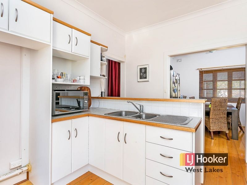 1 Fifth Avenue, Seaton SA 5023