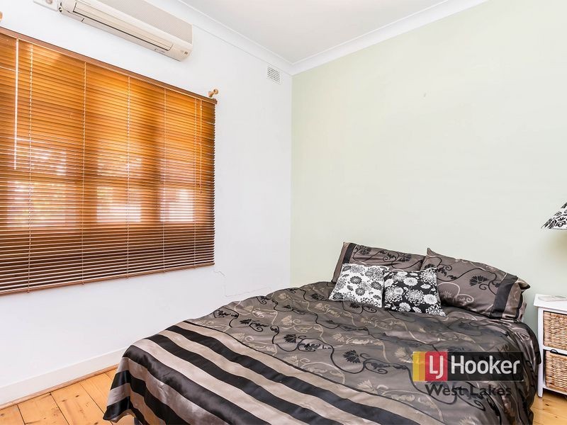 1 Fifth Avenue, Seaton SA 5023