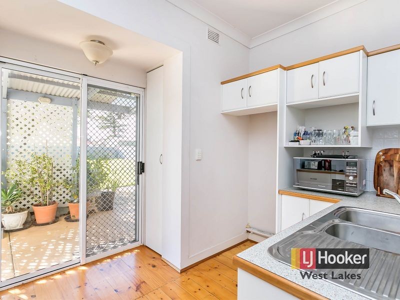 1 Fifth Avenue, Seaton SA 5023