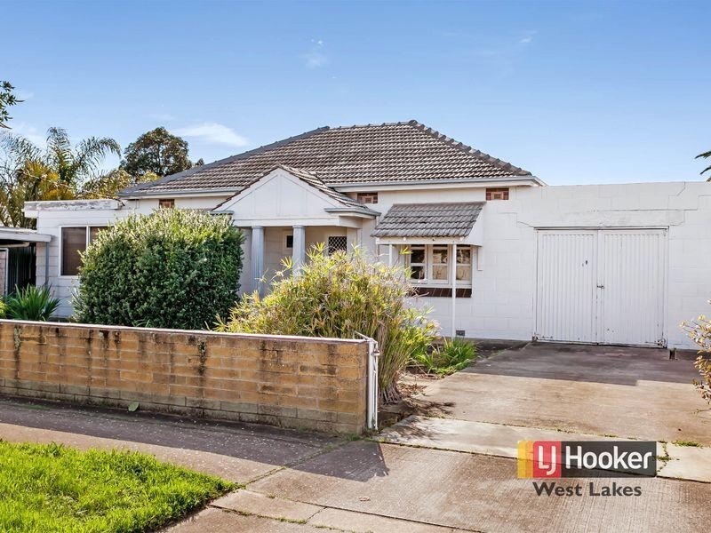 1 Fifth Avenue, Seaton SA 5023